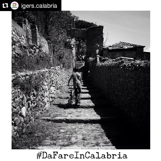 #RepostGrazie ad @igers.calabria per aver scelto questo mio scatto per la rubrica #dafareincalabria - Instagram moment 